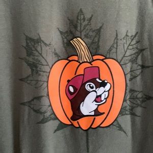 Buc-ee’s fall tee